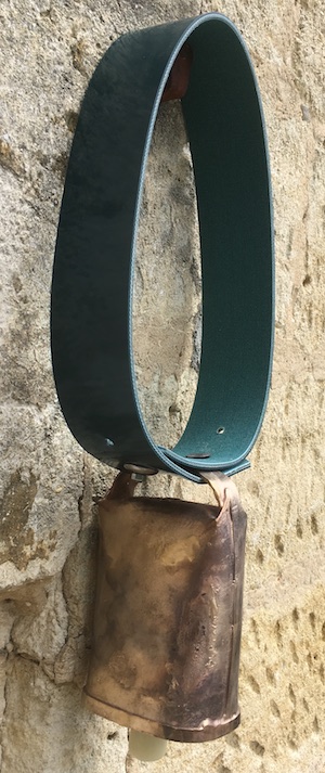 Collier_Vache_Polymere_Plastic_Arme_Nylon